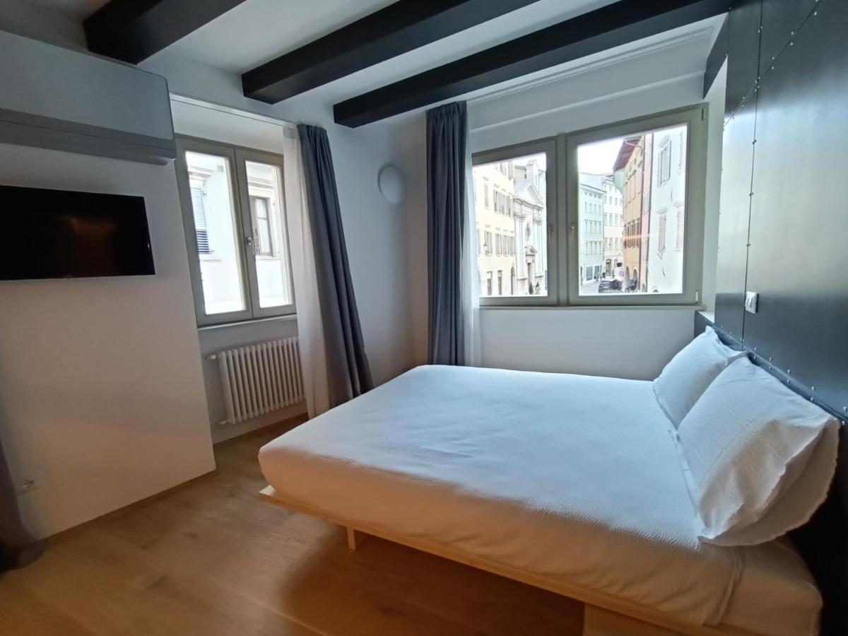 Le Meridiane City Rooms In Trento Eksteriør bilde