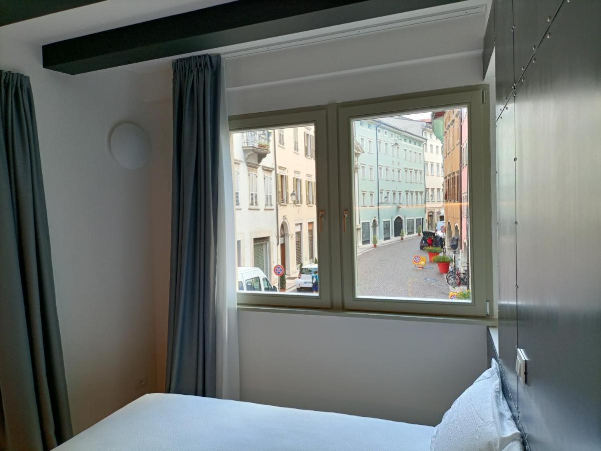 Le Meridiane City Rooms In Trento Eksteriør bilde