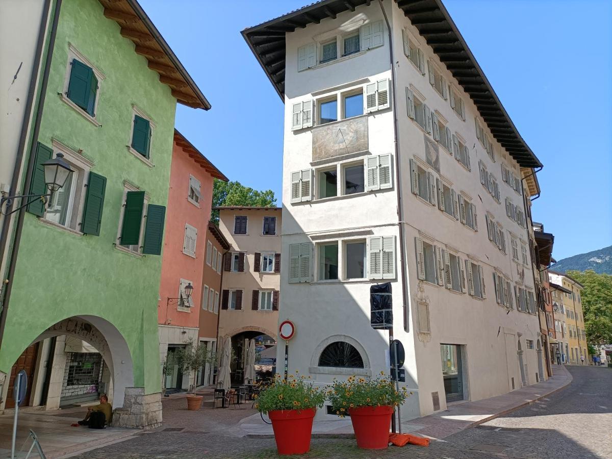 Le Meridiane City Rooms In Trento Eksteriør bilde