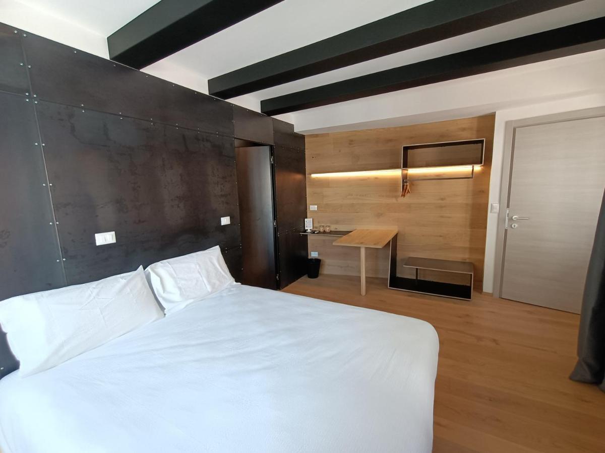 Le Meridiane City Rooms In Trento Eksteriør bilde