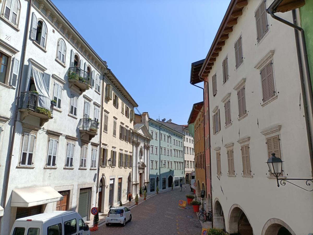 Le Meridiane City Rooms In Trento Eksteriør bilde