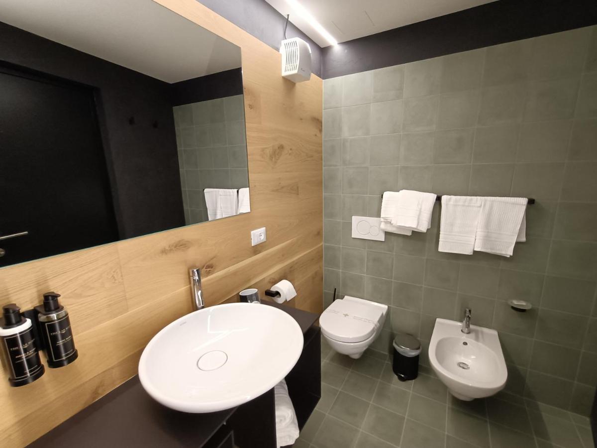 Le Meridiane City Rooms In Trento Eksteriør bilde